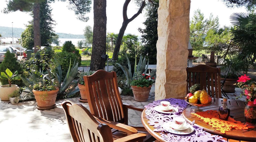 Apartments Little Castle Водице Экстерьер фото